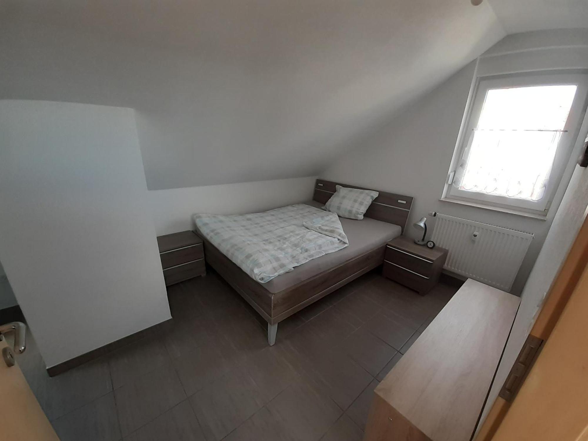 Fewo Steinhohle, Dg 45Qm, 1 Schlafzimmer & 1 Wohn-Esszimmer Mit Bett Sulzbach am Main Eksteriør billede
